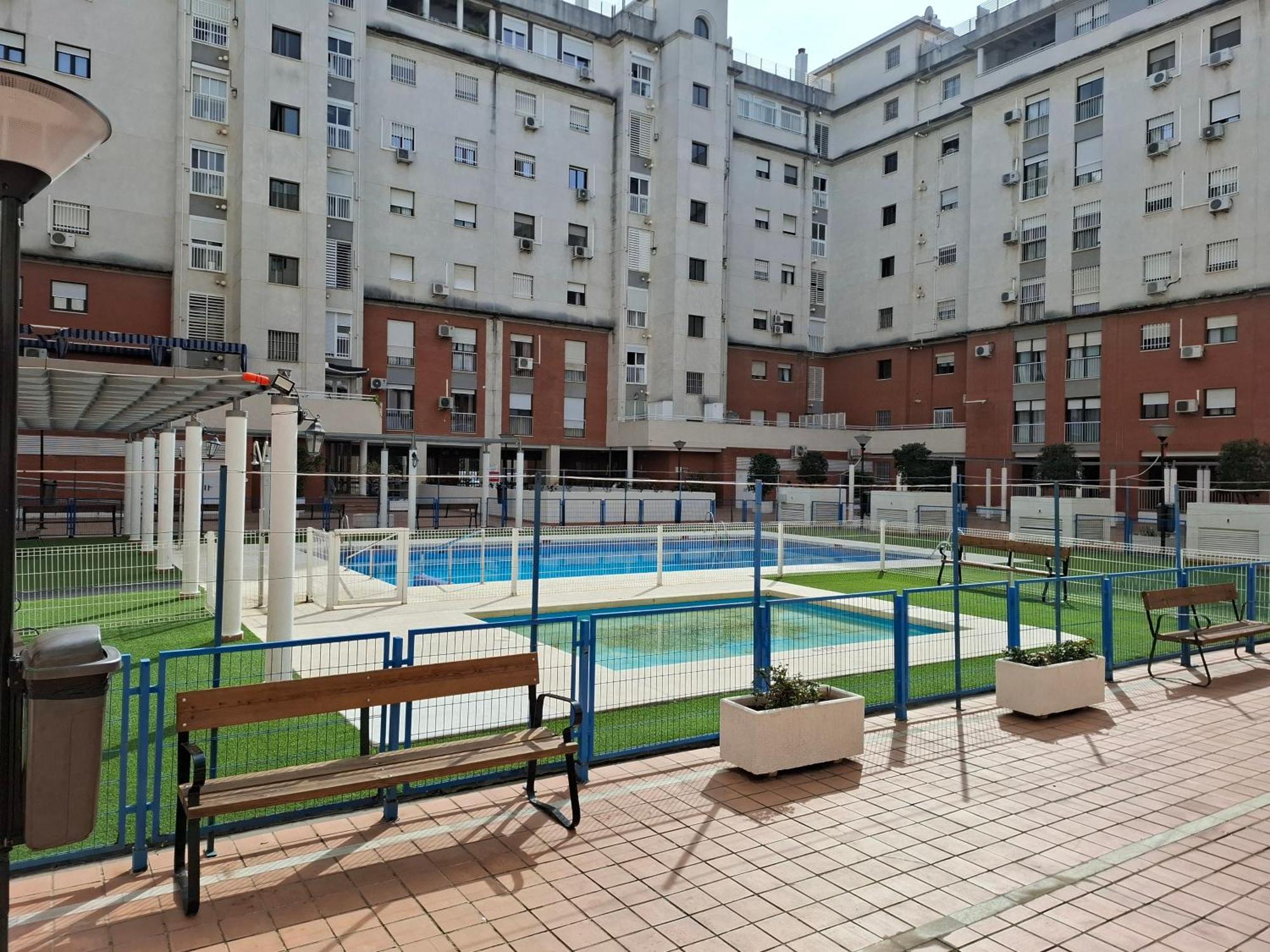 Habitacion Particular Con Bano Privado Sevilla Exteriör bild